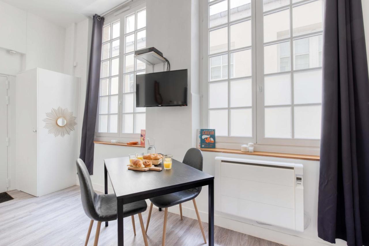New & Design Studios In The Heart Of Le Marais Париж Екстериор снимка