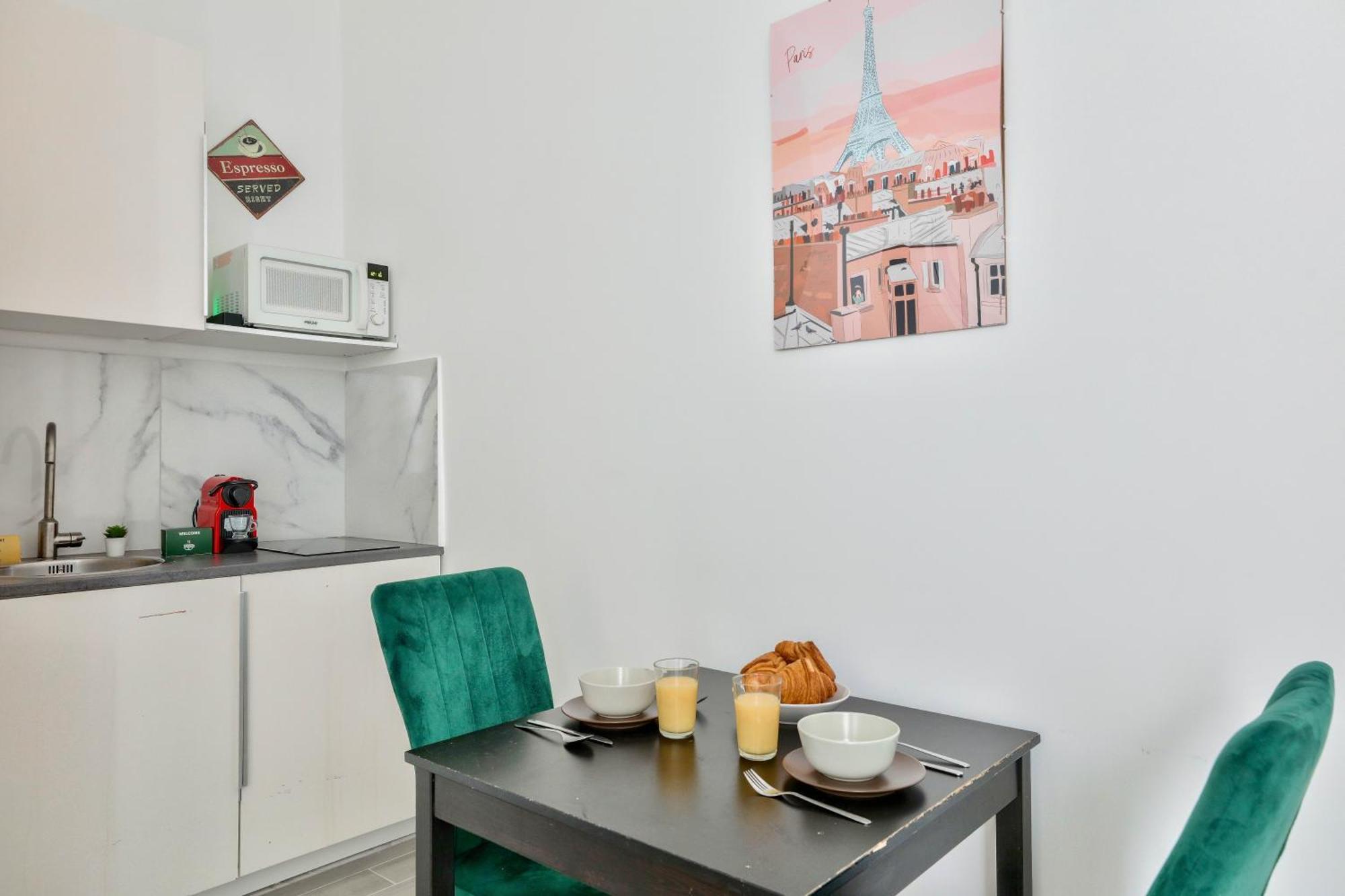 New & Design Studios In The Heart Of Le Marais Париж Екстериор снимка