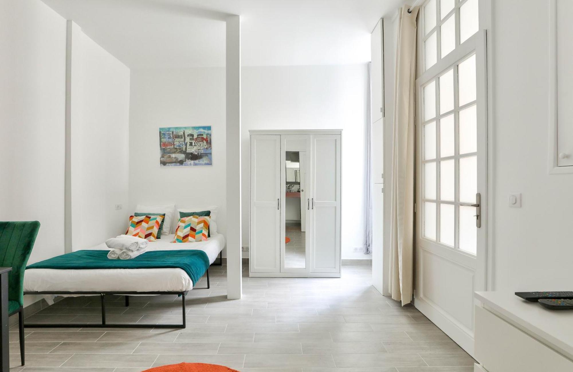 New & Design Studios In The Heart Of Le Marais Париж Екстериор снимка