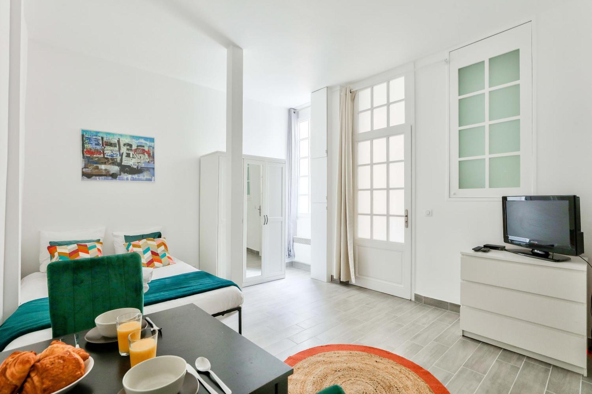 New & Design Studios In The Heart Of Le Marais Париж Екстериор снимка